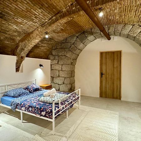 Loft De Charme En Centre Ville Sartene  Luaran gambar